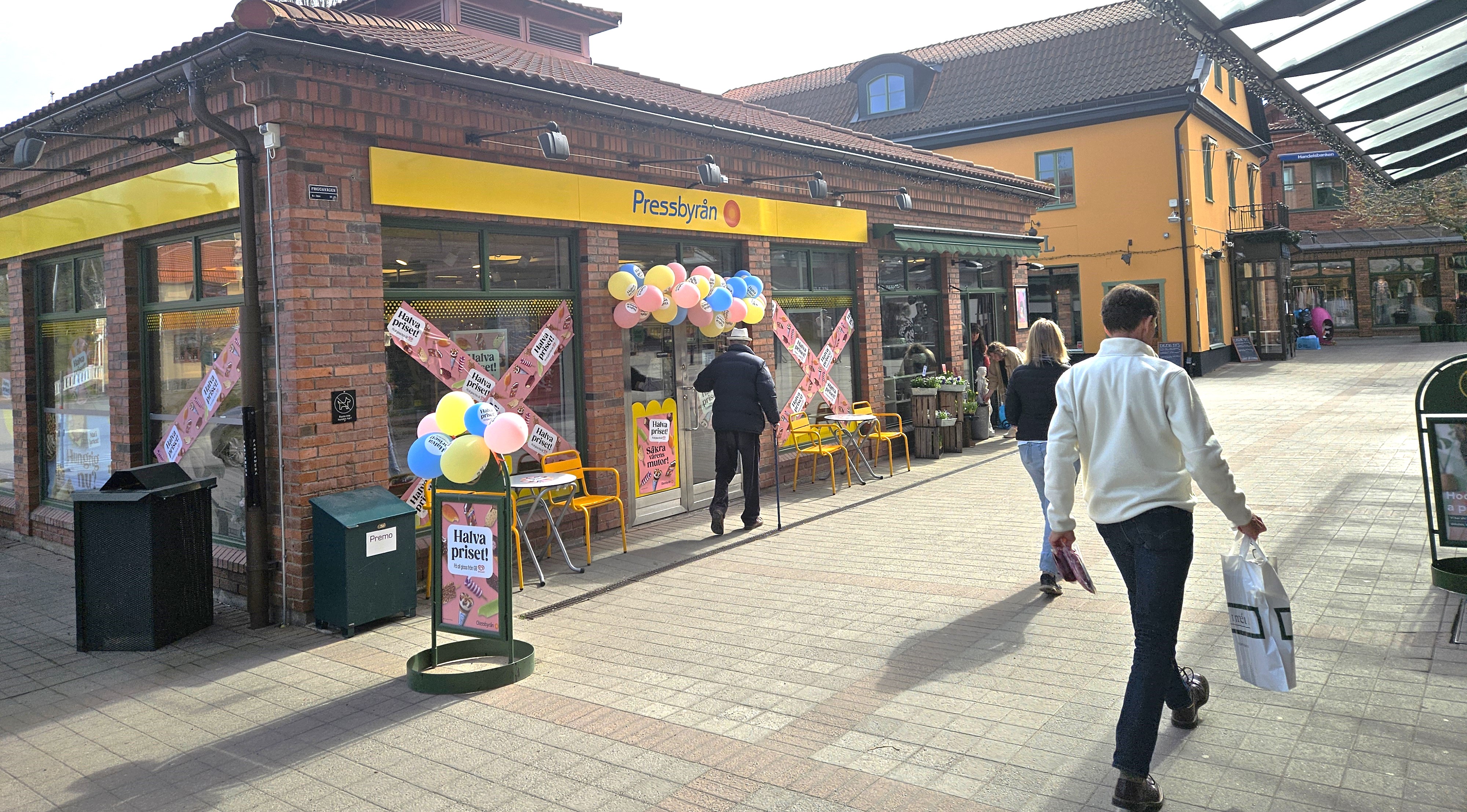 Vasatorget i Lidingö centrum. 17 april 2025