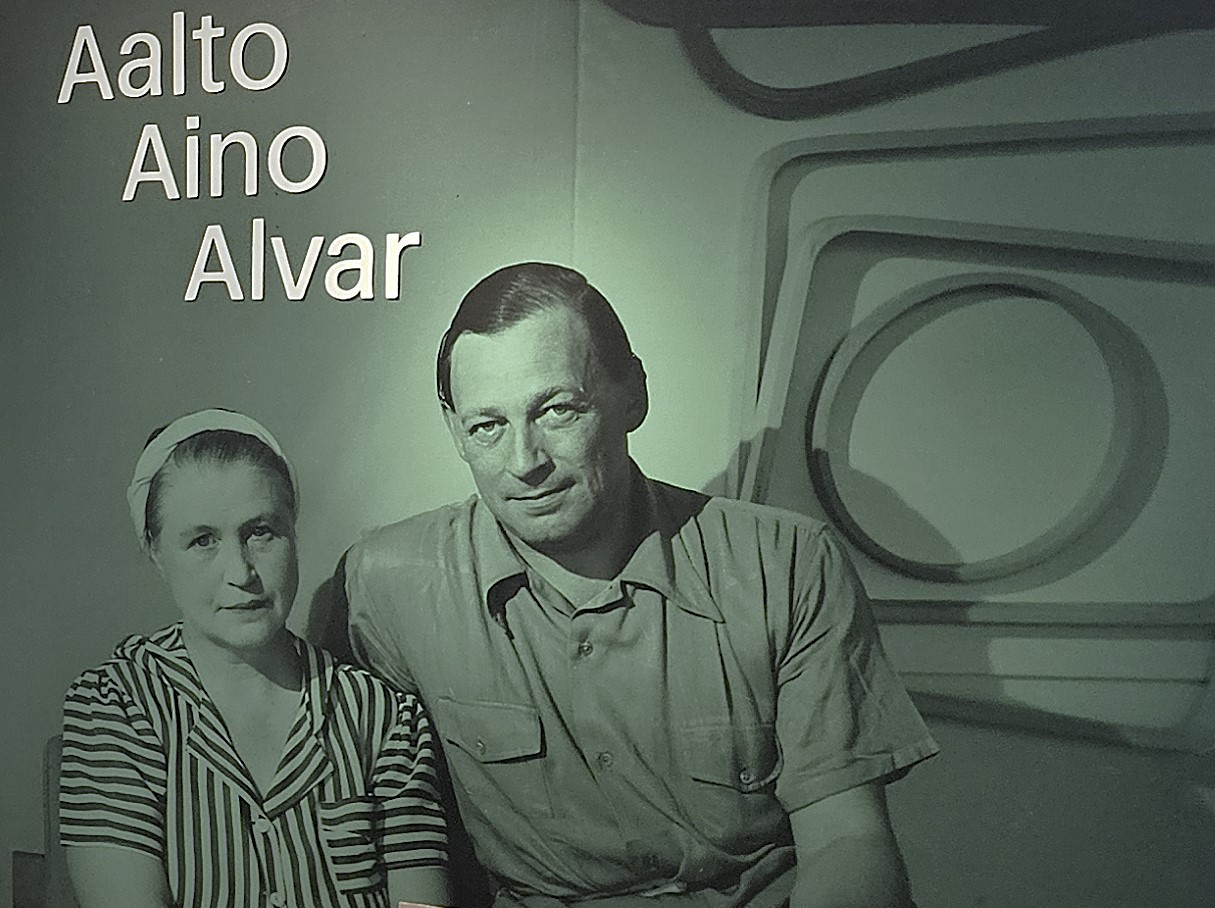 Aino Marsio-Aalto (1894–1949) och Alvar Aalto (1898–1976). I 25 år arbetade paret Aino och Alvar Aalto sida vid sida – två kreatörer vars samarbete inte bara utmynnade i enskilda föremål utan även hela institutioner och lade själva grunden för den stil vi idag associerar med deras namn. Foto: Herbert Matter